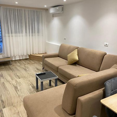 Apartaments Rraku ซารานเดอ ภายนอก รูปภาพ