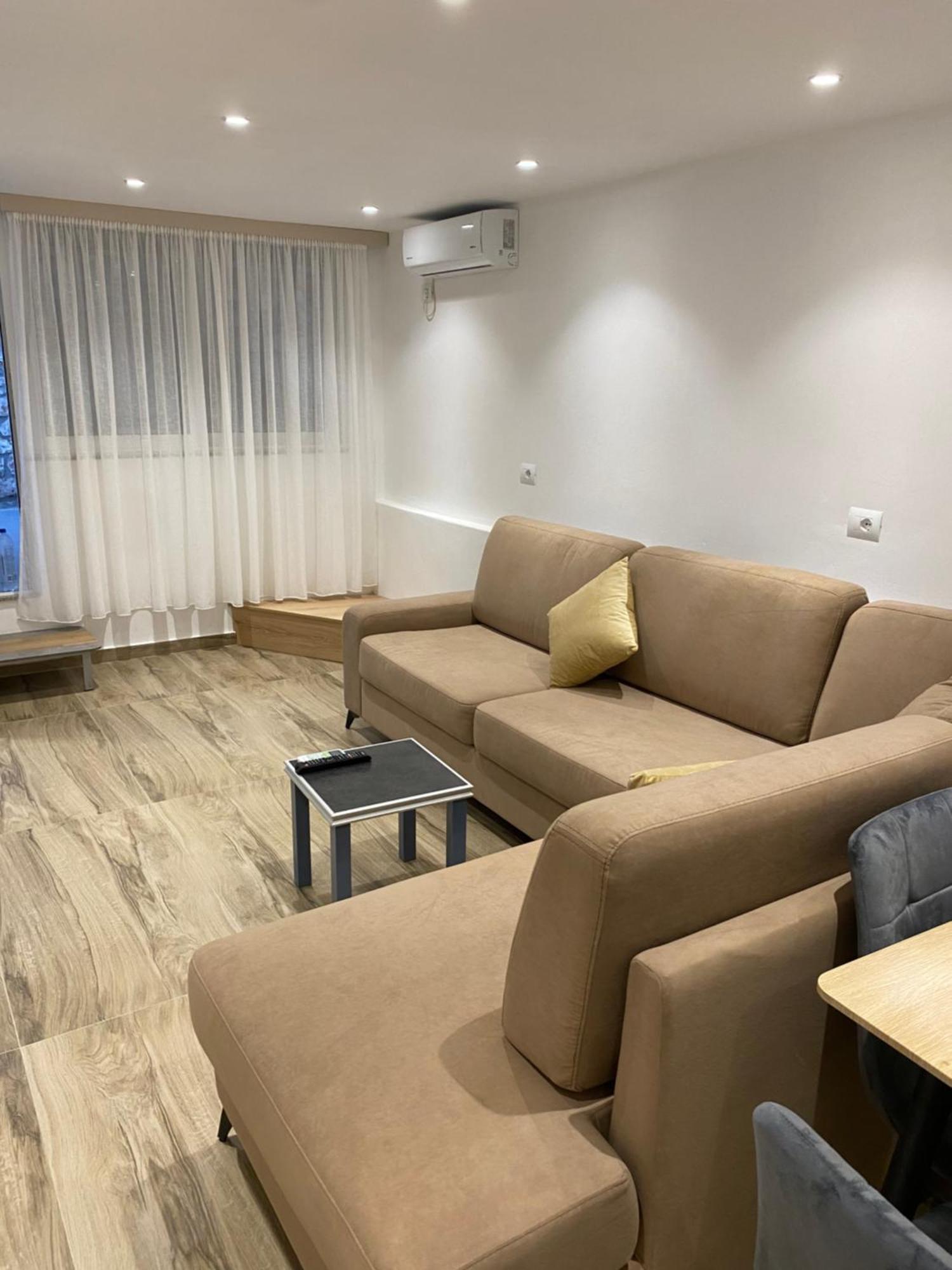 Apartaments Rraku ซารานเดอ ภายนอก รูปภาพ