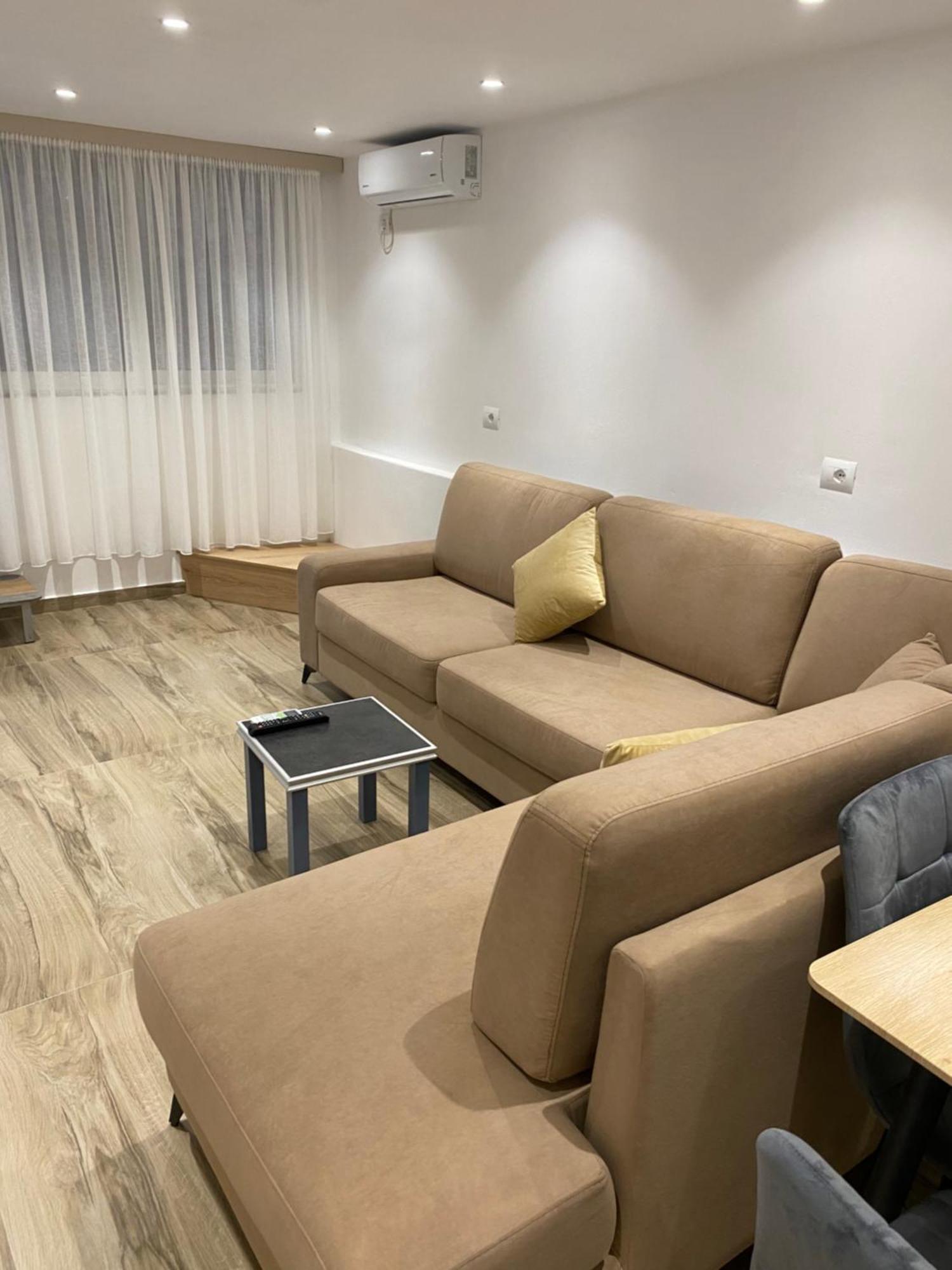 Apartaments Rraku ซารานเดอ ภายนอก รูปภาพ