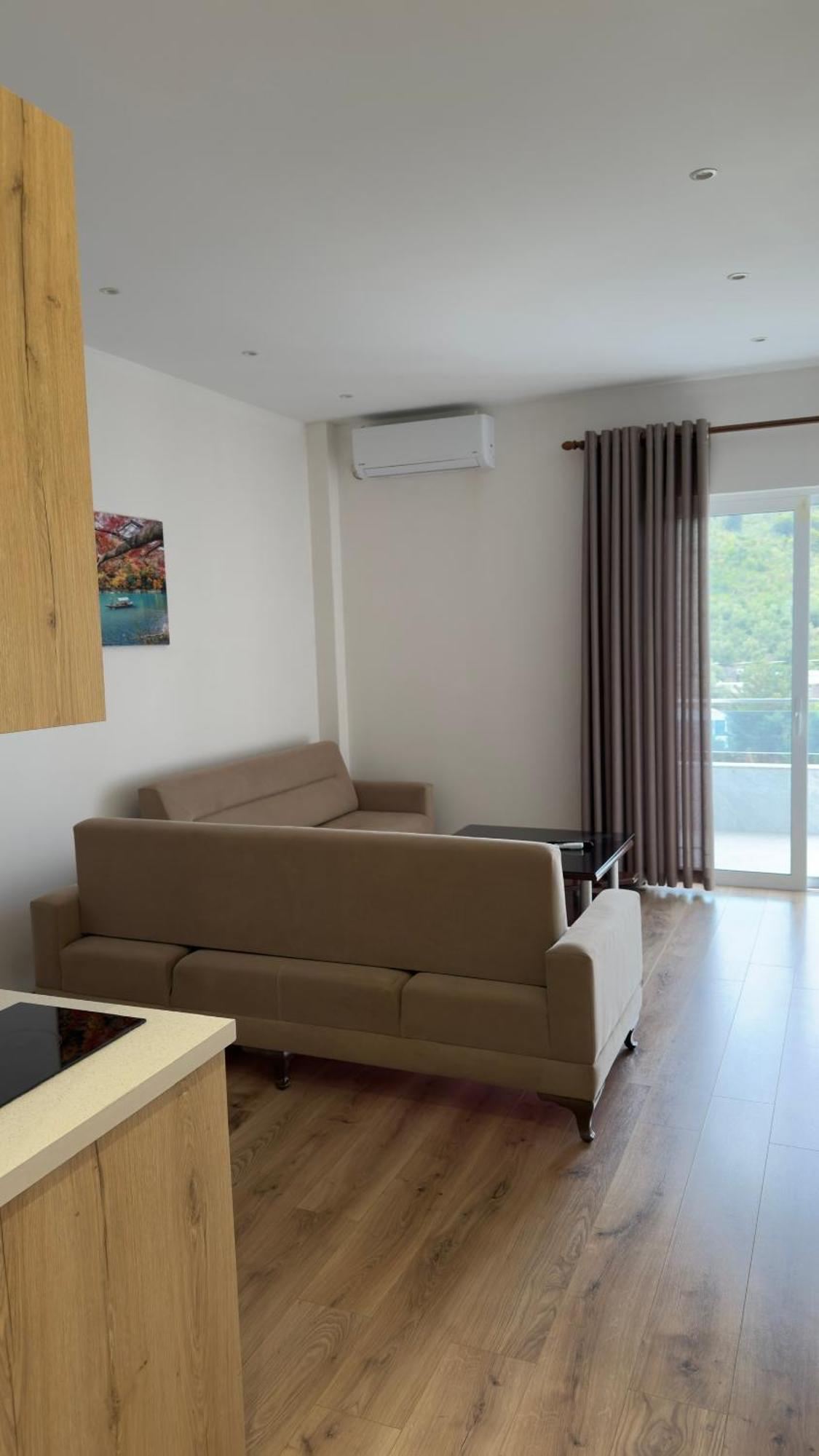 Apartaments Rraku ซารานเดอ ภายนอก รูปภาพ