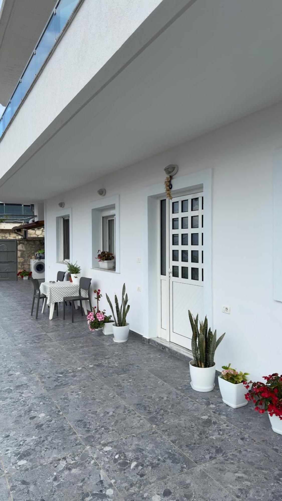 Apartaments Rraku ซารานเดอ ภายนอก รูปภาพ