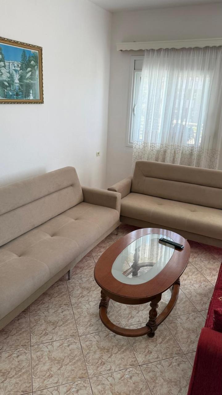 Apartaments Rraku ซารานเดอ ภายนอก รูปภาพ